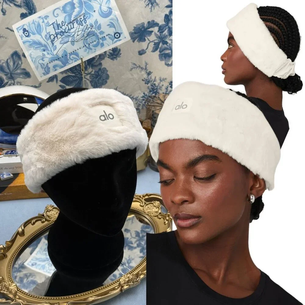 🆕 ALO YOGA 🧿 NWOT Faux Fur Ear Warmers - White